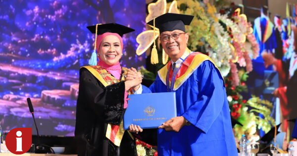 Ahmad Dhafir Raih Magister Hukum di Unitomo Surabaya - ISTARA NEWS