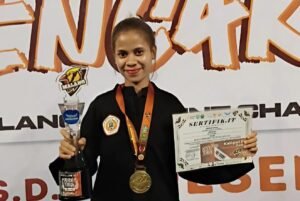 Srikandi Unitomo Asal Atambua Jadi Pesilat Terbaik di Malang Student Championship 2025
