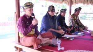 Pemkab Lombok Tengah Sosialisasikan Buku Pedoman Adat Sasak Masmirah