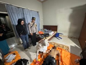 Polres Loteng Olah TKP Penemuan Mayat di Kelurahan Praya