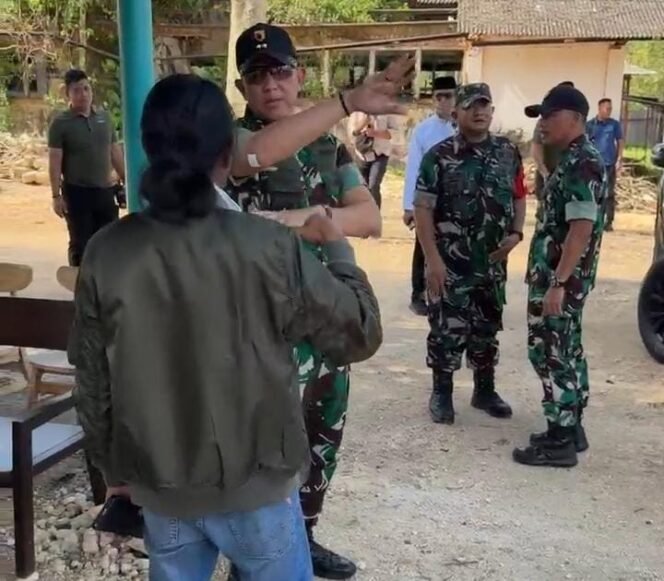 
					Tinjau EduFarming Fauzi Mami Muda Sumenep, Pangdam Brawijaya Apresiasi Inovasi Edukasi Peternakan