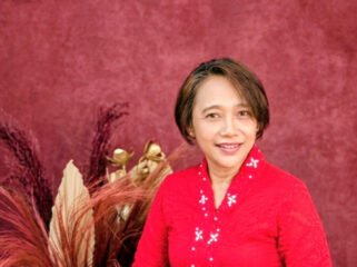 Deasy Ariesta atau Desta menjelaskan tarot sebagai alat refleksi diri, bukan ramalan